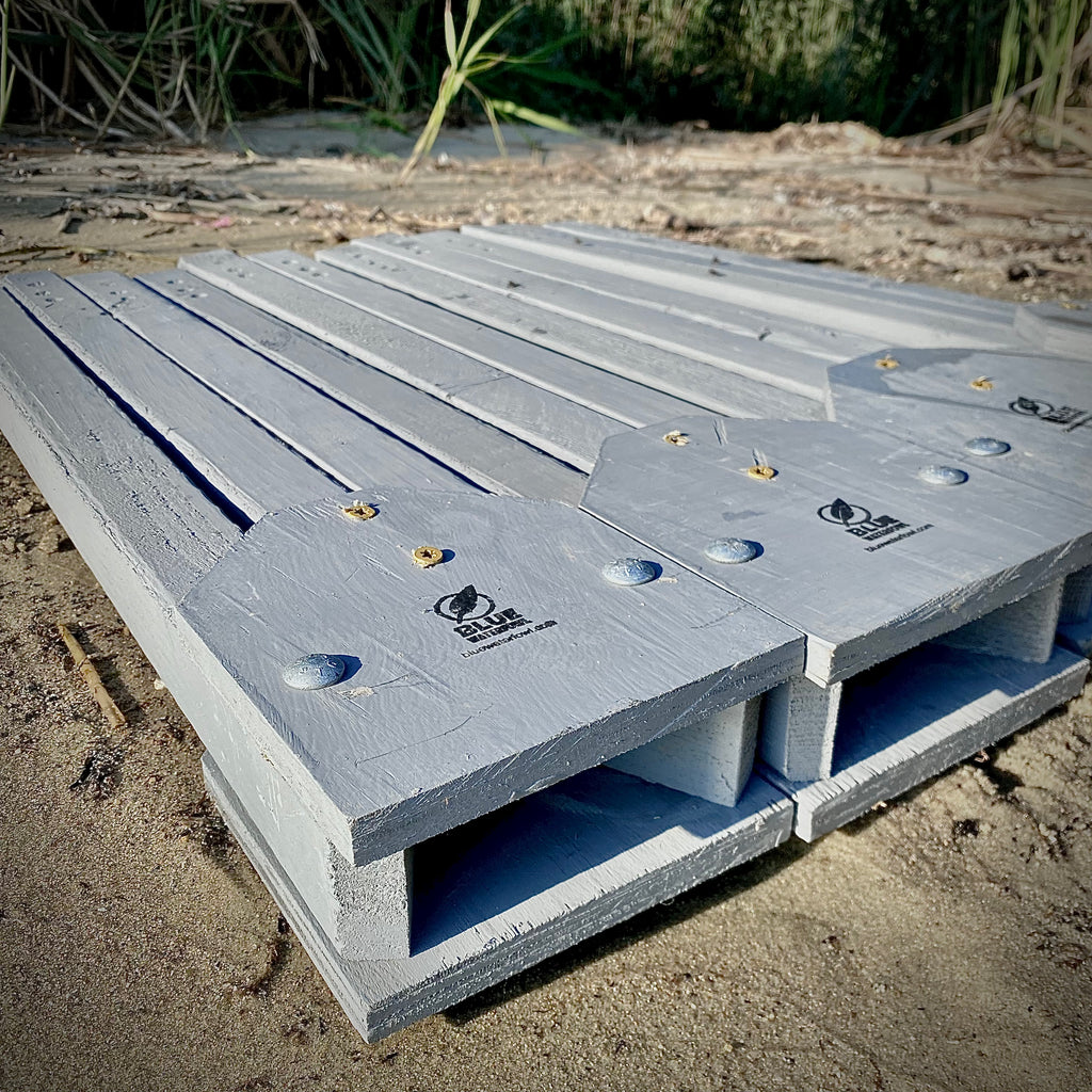 V-Board Frames (4 Frames)